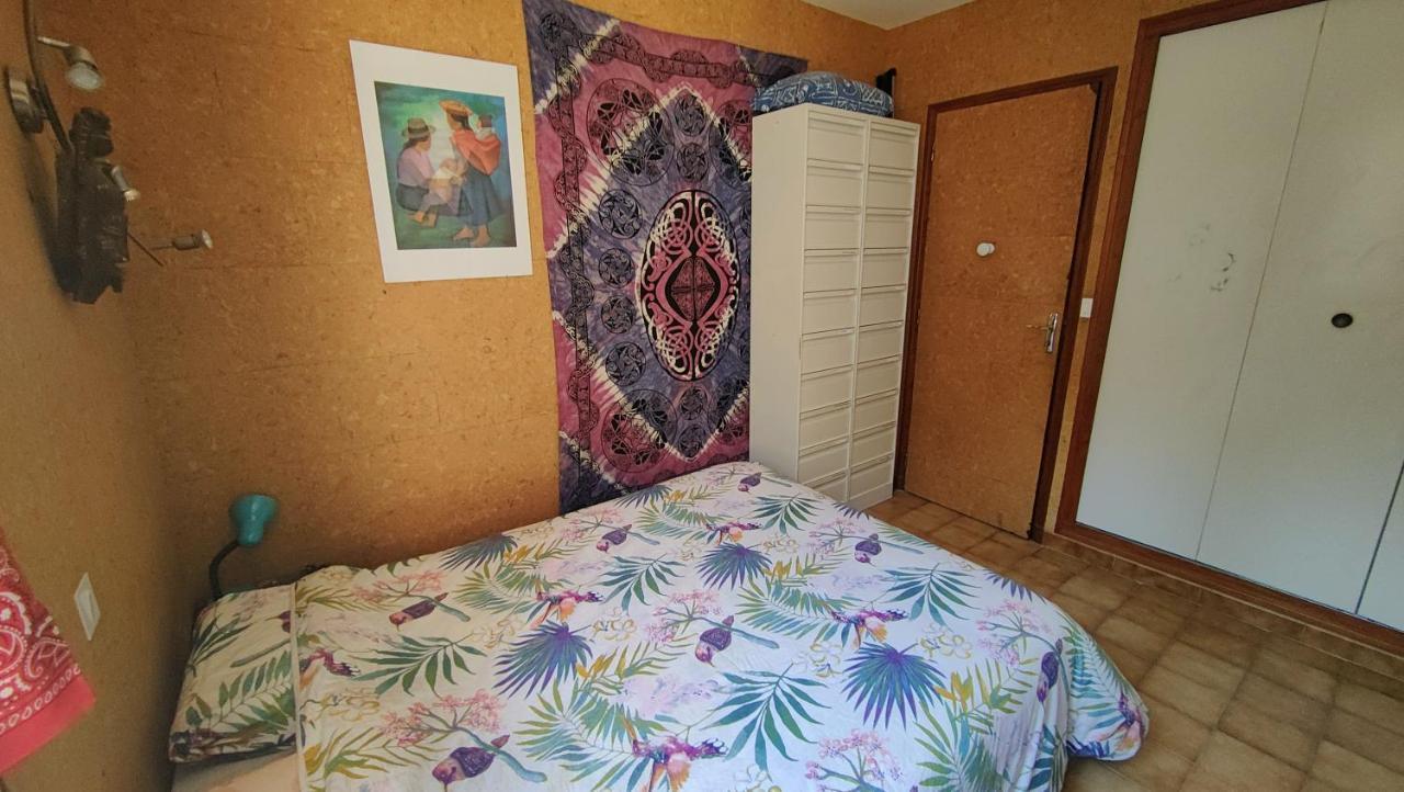 Chambre Dans Villa Le Chaffaut-Saint-Jurson ภายนอก รูปภาพ